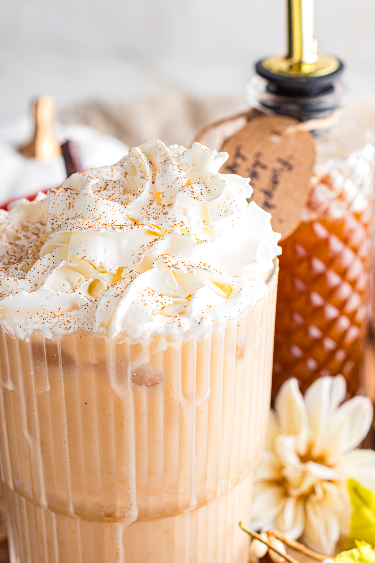 Close ICED Pumpkin Spice Latte.